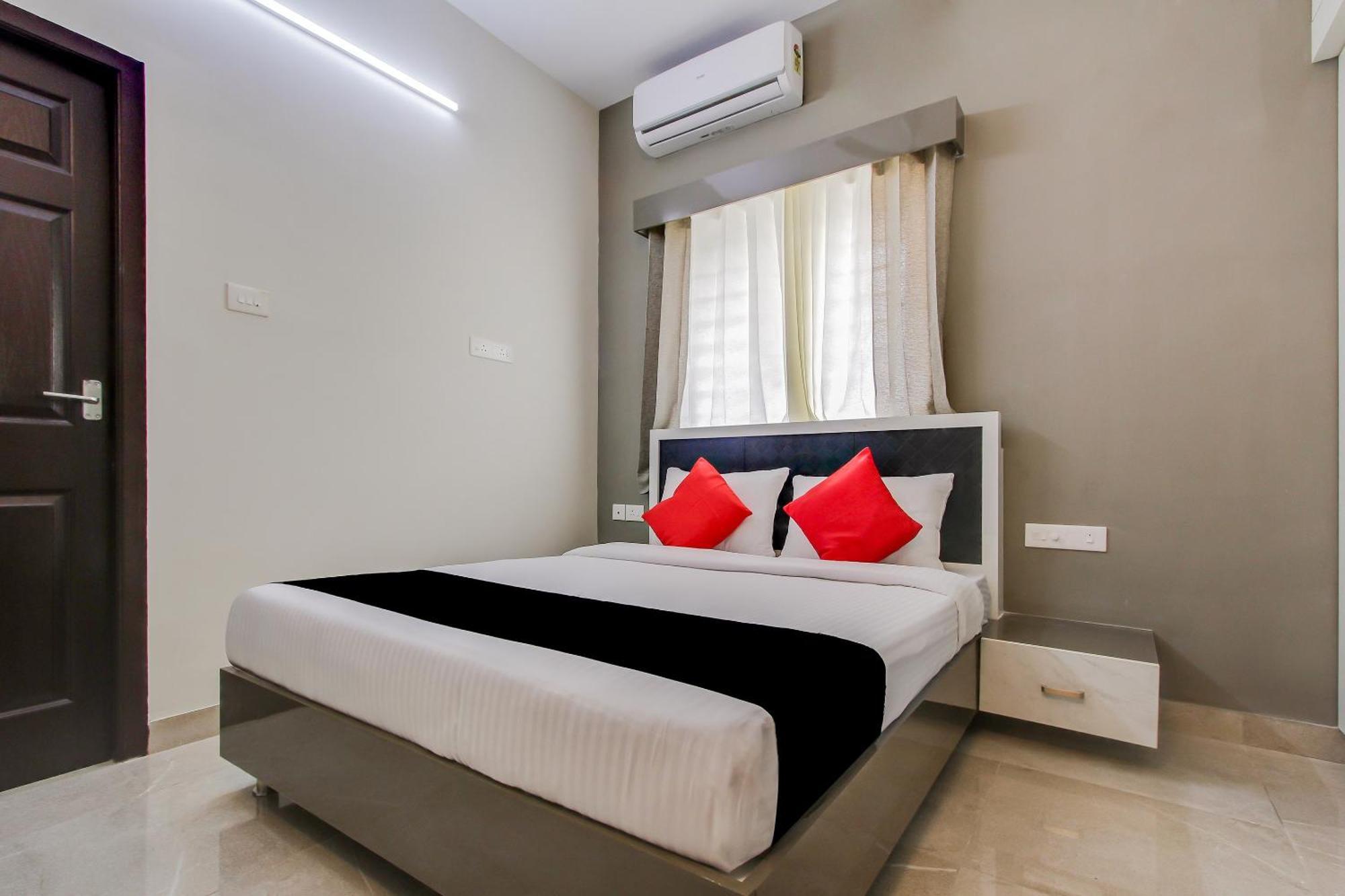 Capital O New Paradise Inn Irugur ภายนอก รูปภาพ